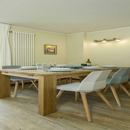 Apartment Ensa - Alpes Travel - Central Chamonix - Sleeps 4 Eksteriør billede