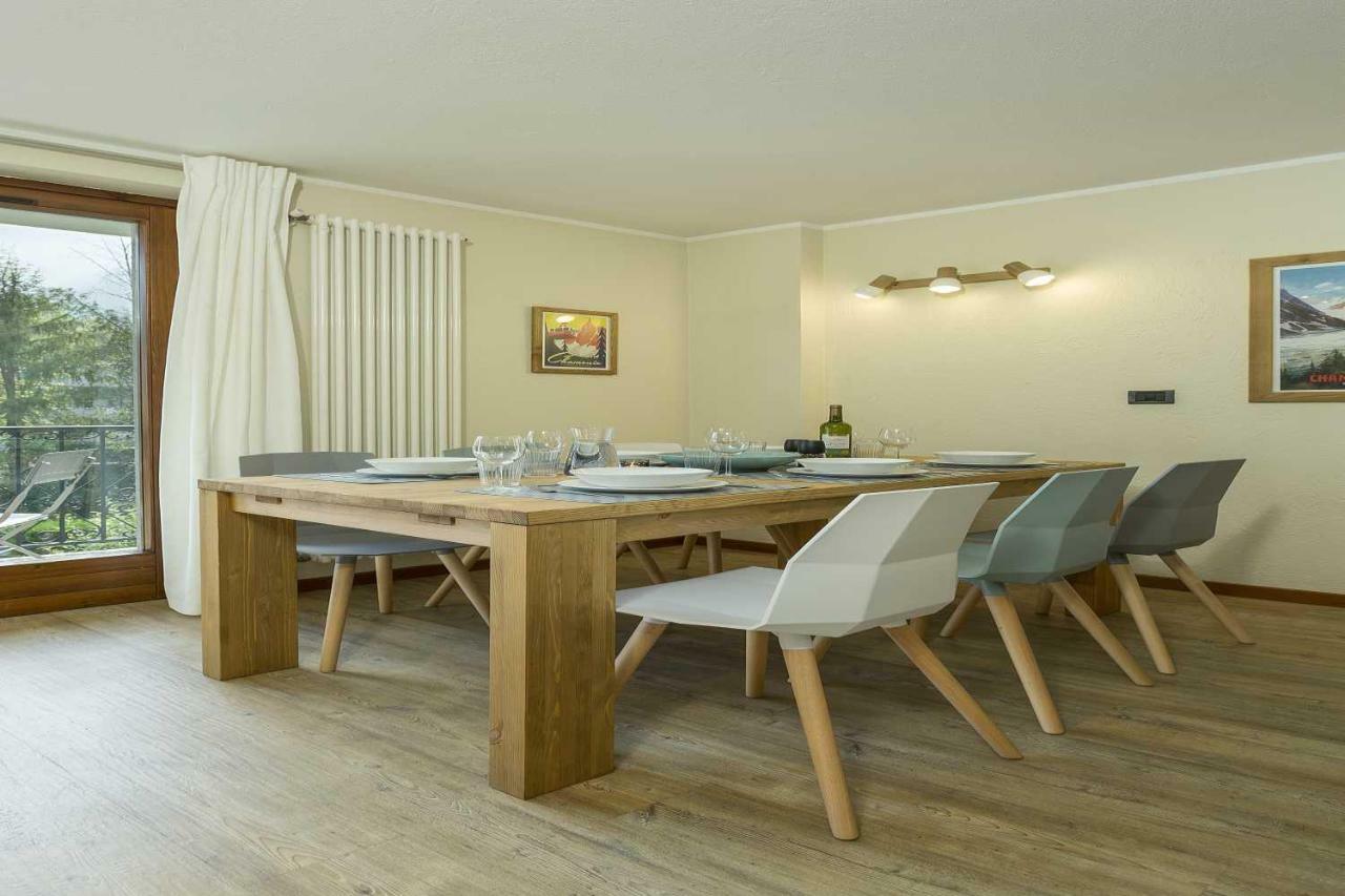 Apartment Ensa - Alpes Travel - Central Chamonix - Sleeps 4 Eksteriør billede