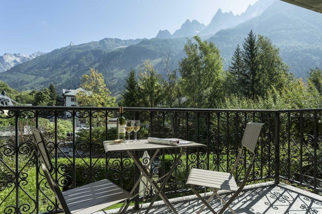 Apartment Ensa - Alpes Travel - Central Chamonix - Sleeps 4 Eksteriør billede