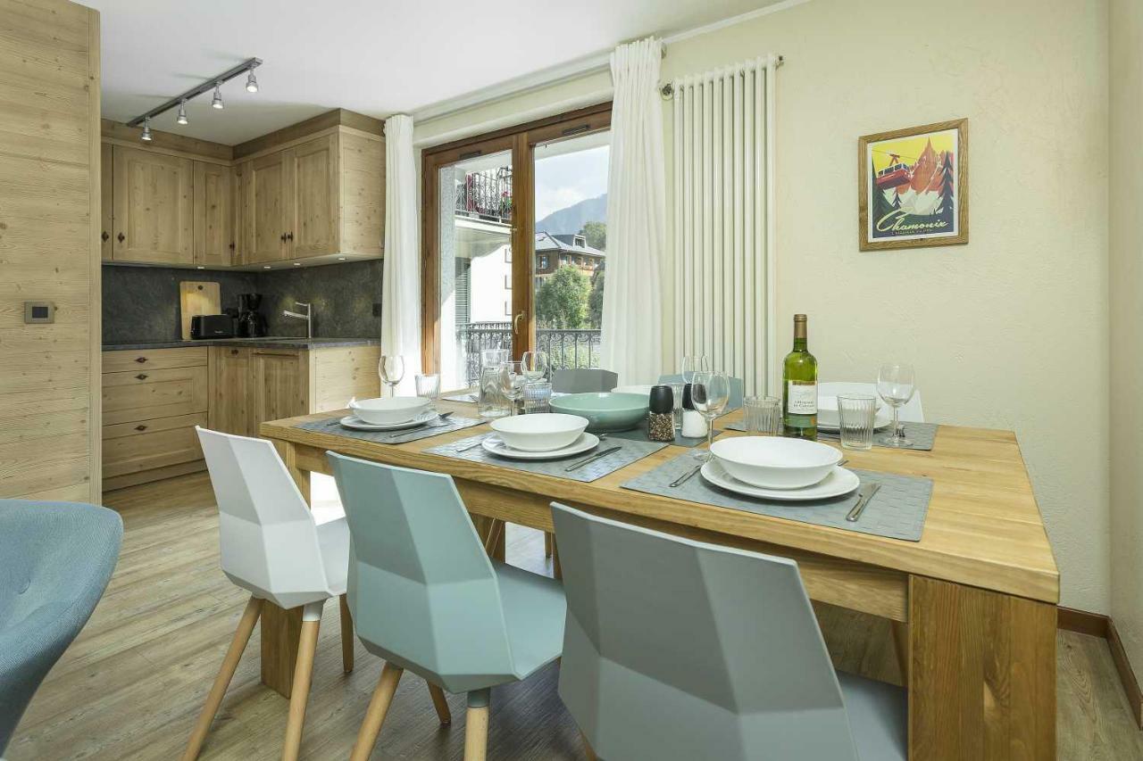 Apartment Ensa - Alpes Travel - Central Chamonix - Sleeps 4 Eksteriør billede