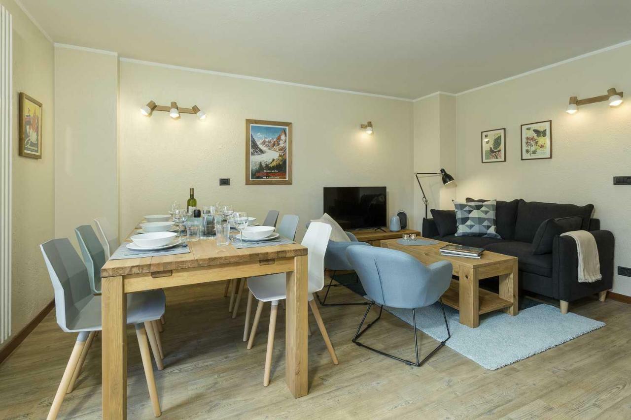Apartment Ensa - Alpes Travel - Central Chamonix - Sleeps 4 Eksteriør billede
